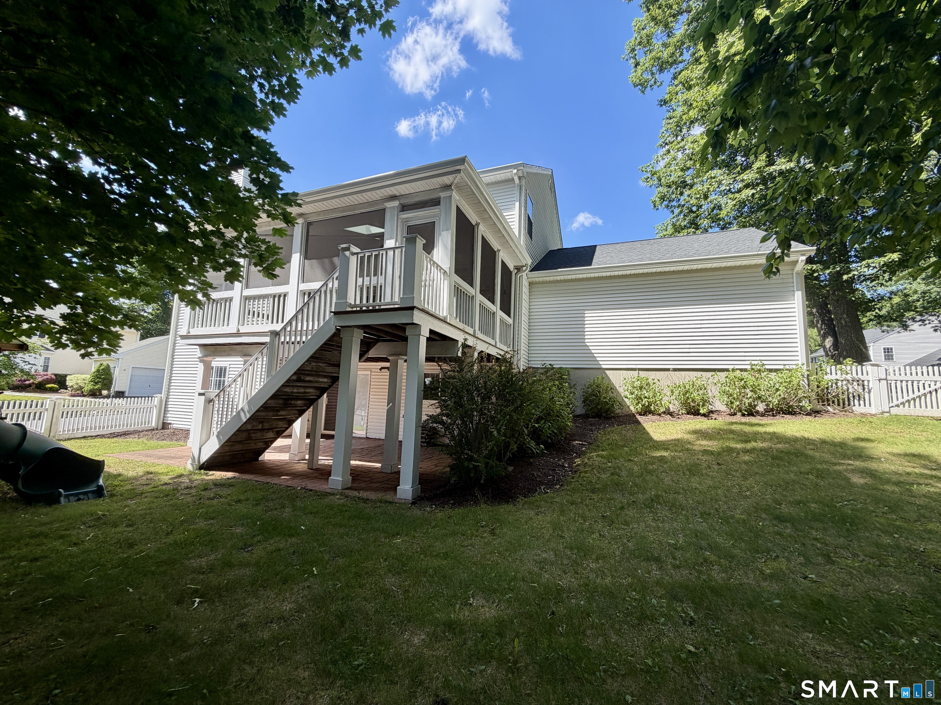 85 Old Colony Road Monroe CT 06468