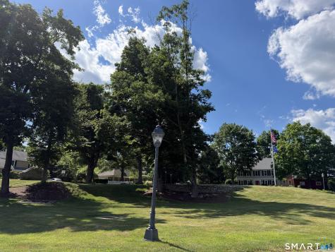 85 Old Colony Road Monroe CT 06468