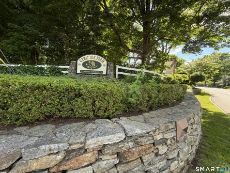 85 Old Colony Road Monroe CT 06468