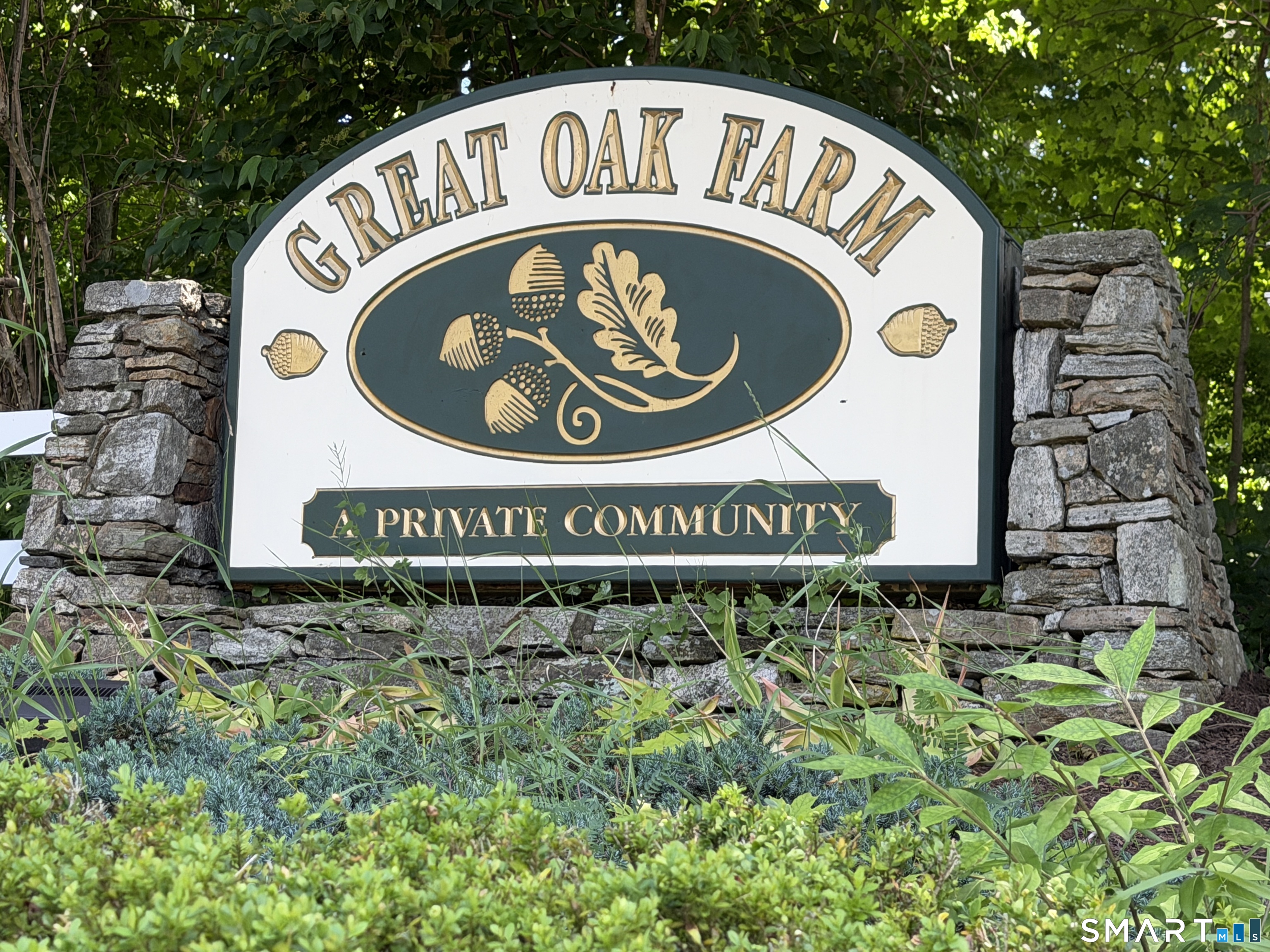 85 Old Colony Road Monroe CT 06468