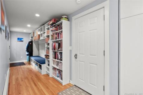 25 Summit Road Greenwich CT 06878