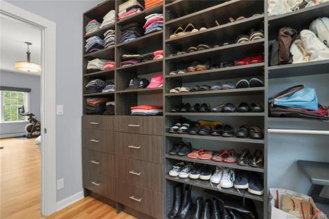 25 Summit Road Greenwich CT 06878