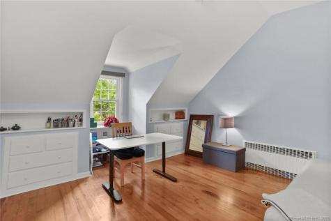 25 Summit Road Greenwich CT 06878