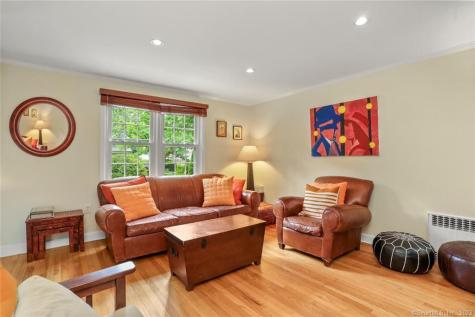 25 Summit Road Greenwich CT 06878