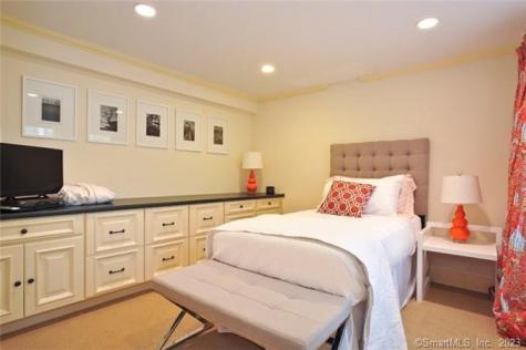 33 Sentry Hill Road Roxbury CT 06783