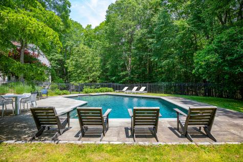33 Sentry Hill Road Roxbury CT 06783