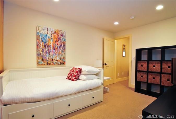 33 Sentry Hill Road Roxbury CT 06783