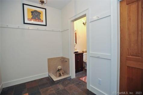 33 Sentry Hill Road Roxbury CT 06783
