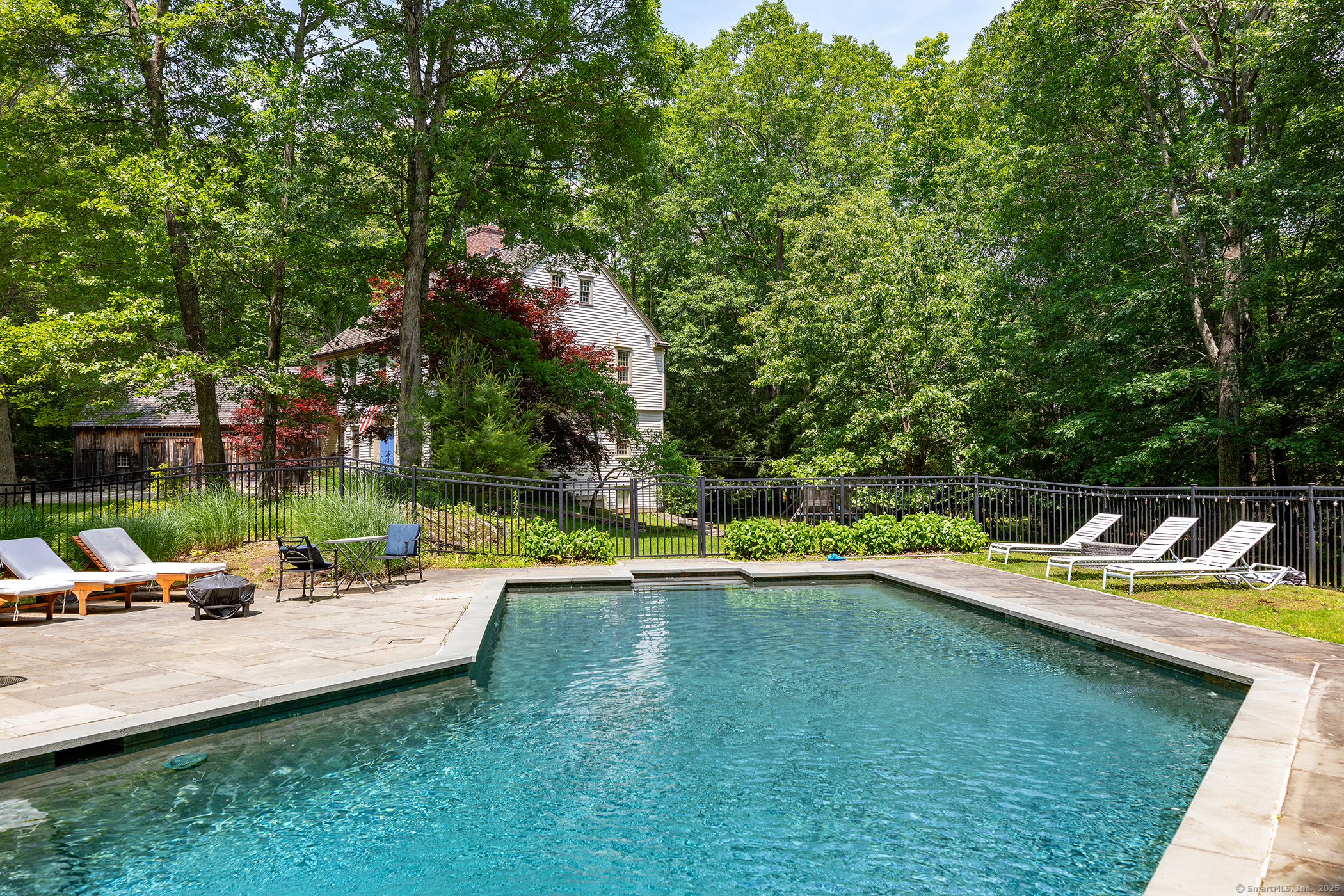 33 Sentry Hill Road Roxbury CT 06783