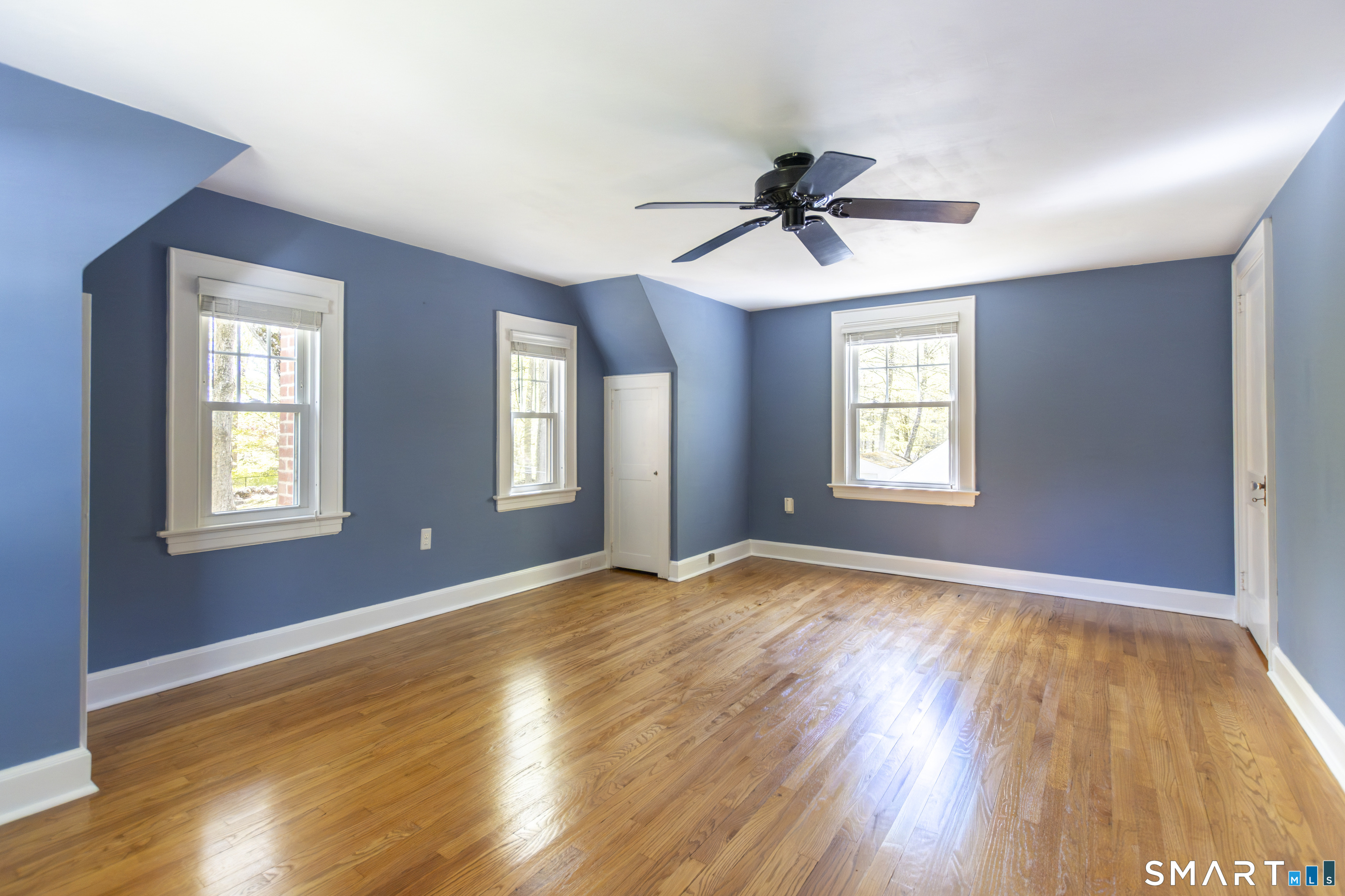 1841 Huntington Turnpike Trumbull CT 06611