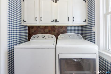 1841 Huntington Turnpike Trumbull CT 06611