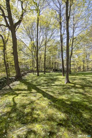 1841 Huntington Turnpike Trumbull CT 06611