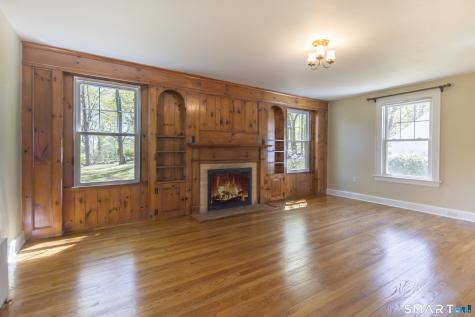 1841 Huntington Turnpike Trumbull CT 06611