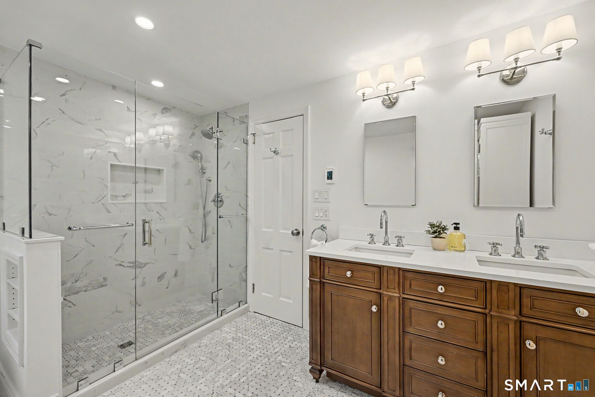 11 Greenbriar Lane Wilton CT 06897