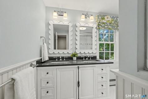 11 Greenbriar Lane Wilton CT 06897