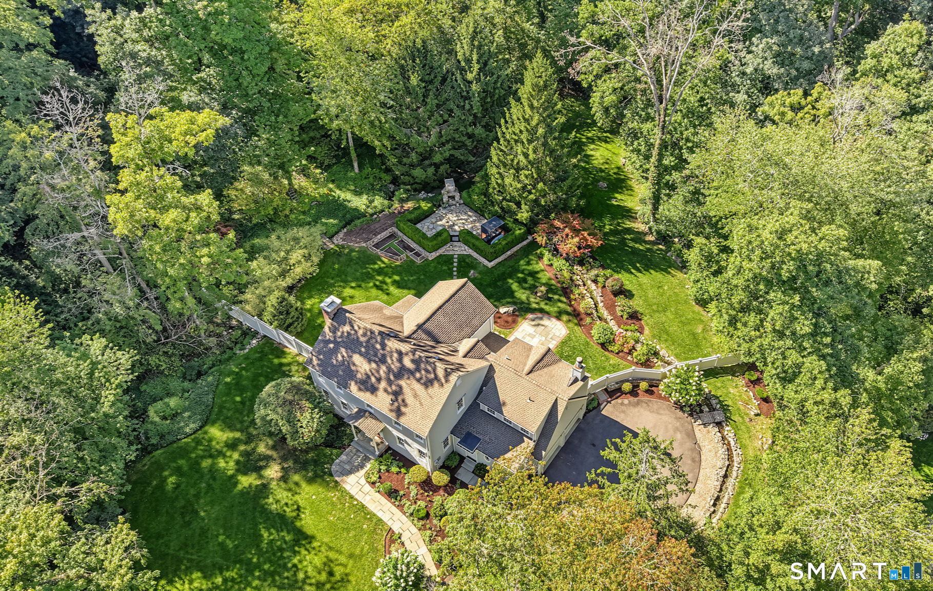 11 Greenbriar Lane Wilton CT 06897