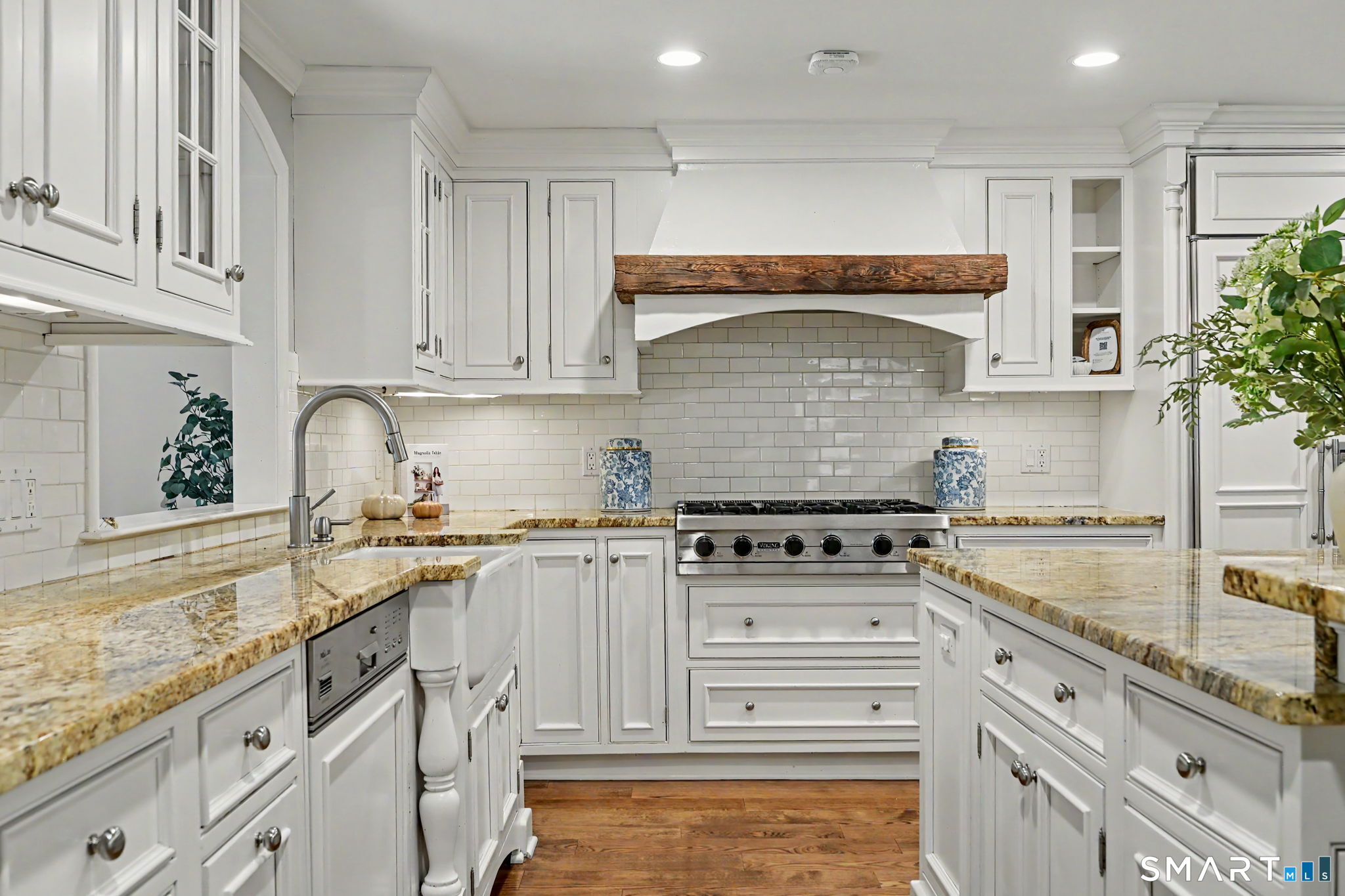 11 Greenbriar Lane Wilton CT 06897