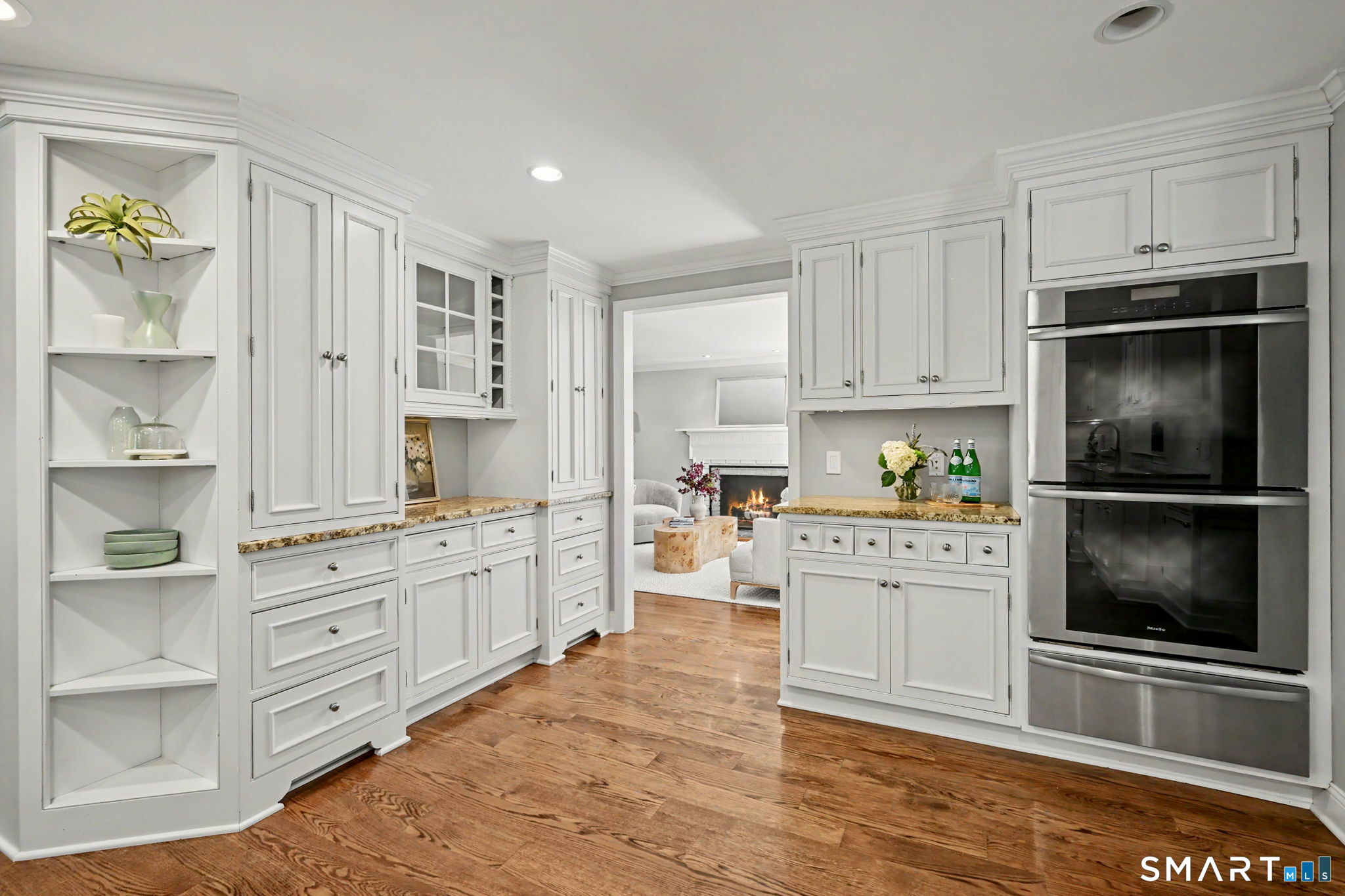 11 Greenbriar Lane Wilton CT 06897