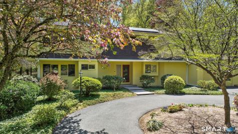 17 Climax Road Simsbury CT 06070