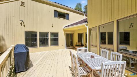 17 Climax Road Simsbury CT 06070