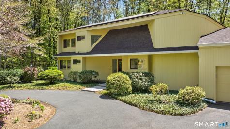17 Climax Road Simsbury CT 06070