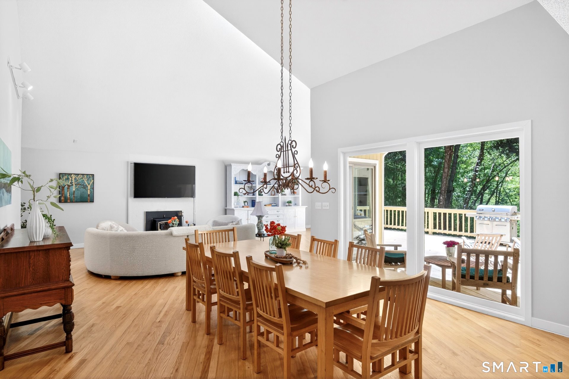 17 Climax Road Simsbury CT 06070