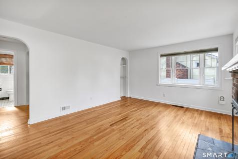 21 Aimes Drive West Haven CT 06516