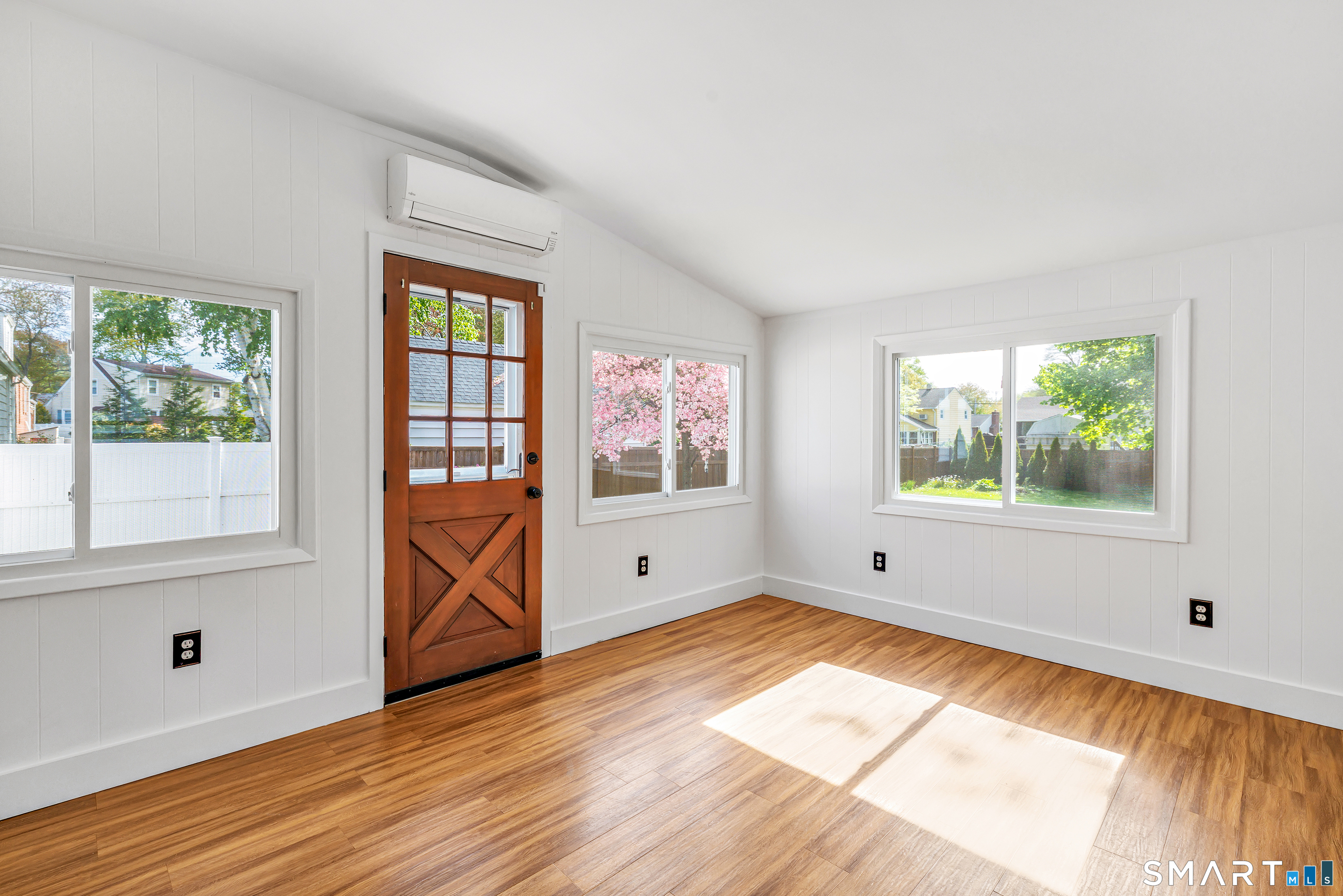 21 Aimes Drive West Haven CT 06516