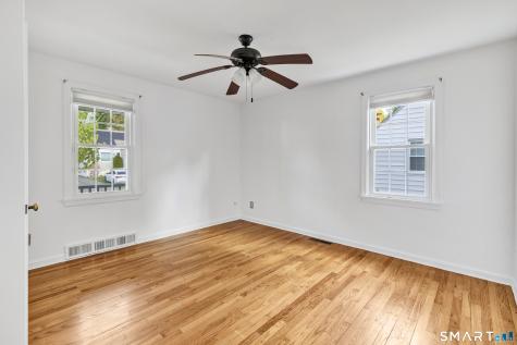 21 Aimes Drive West Haven CT 06516