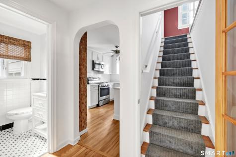 21 Aimes Drive West Haven CT 06516