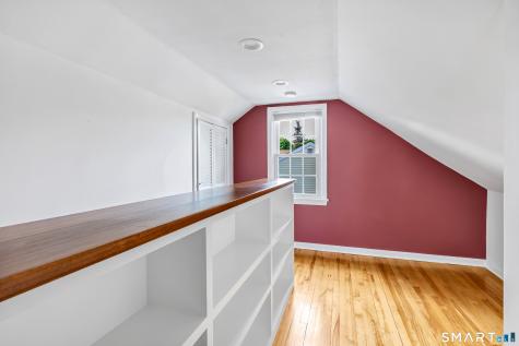 21 Aimes Drive West Haven CT 06516