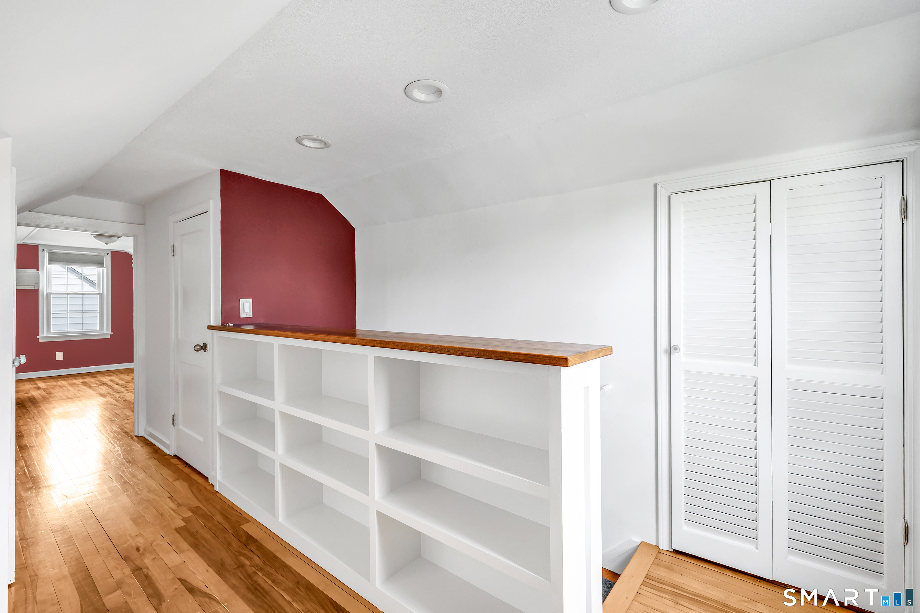 21 Aimes Drive West Haven CT 06516