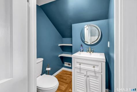 21 Aimes Drive West Haven CT 06516