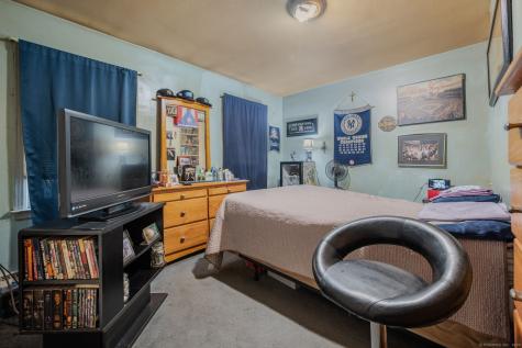 19 Dart Street New London CT 06320