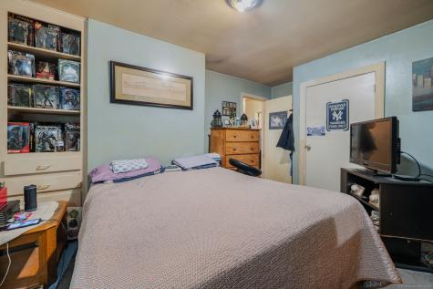 19 Dart Street New London CT 06320