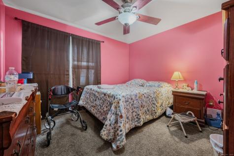 19 Dart Street New London CT 06320