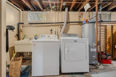 19 Dart Street New London CT 06320