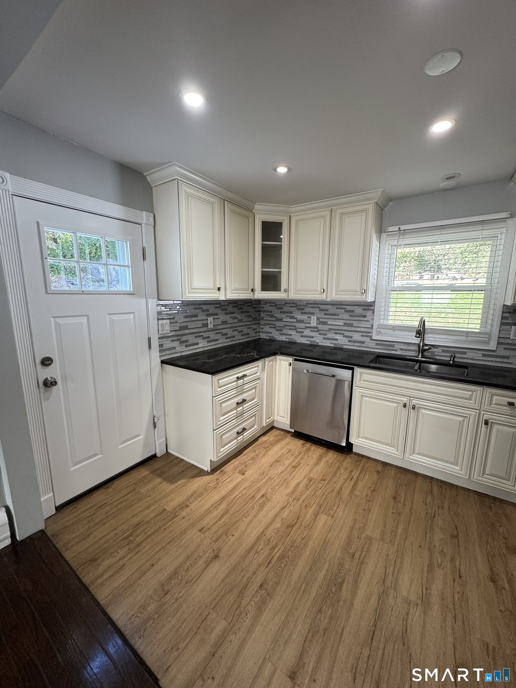 390 Platt Street Bridgeport CT 06606