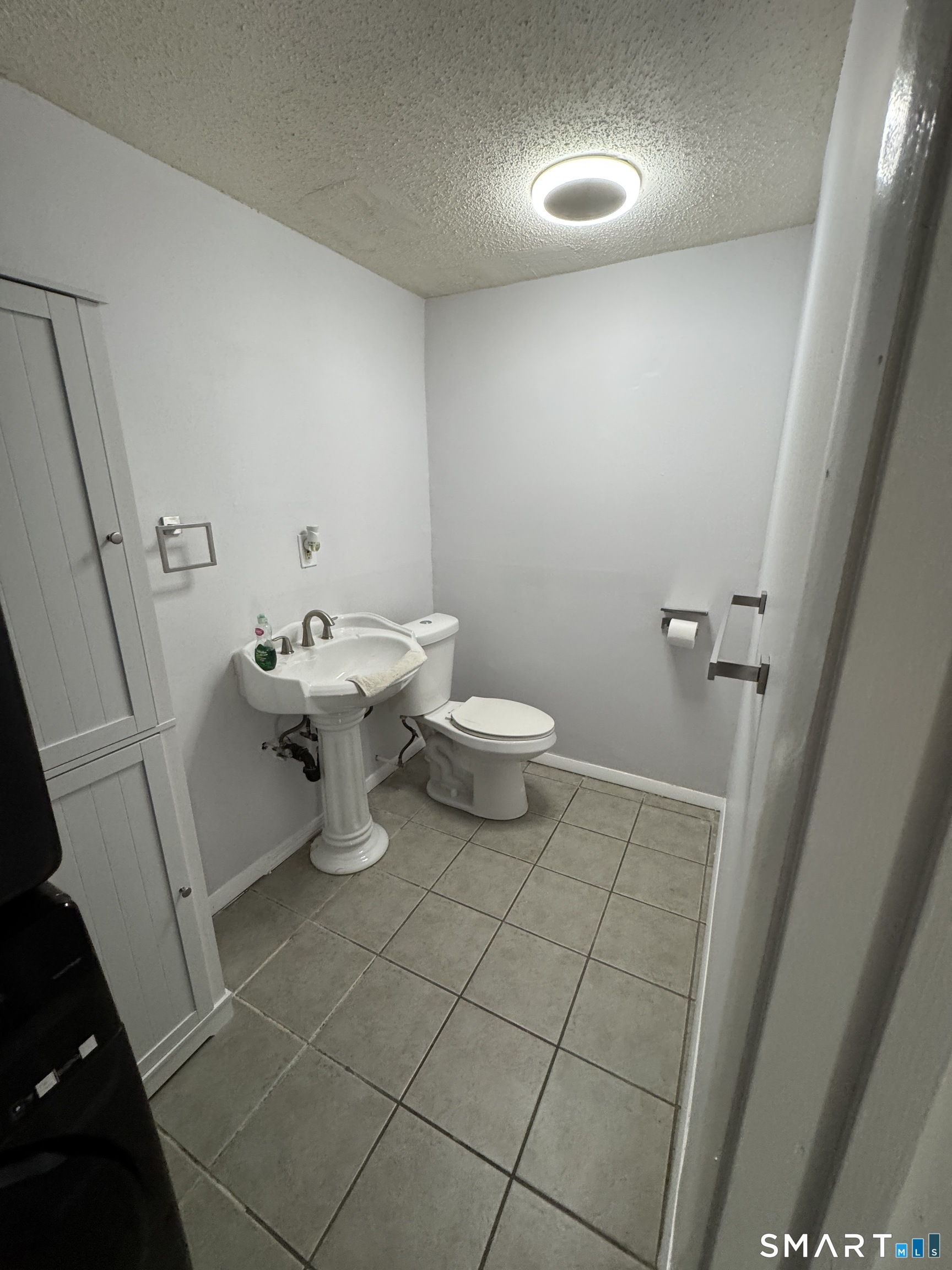 390 Platt Street Bridgeport CT 06606