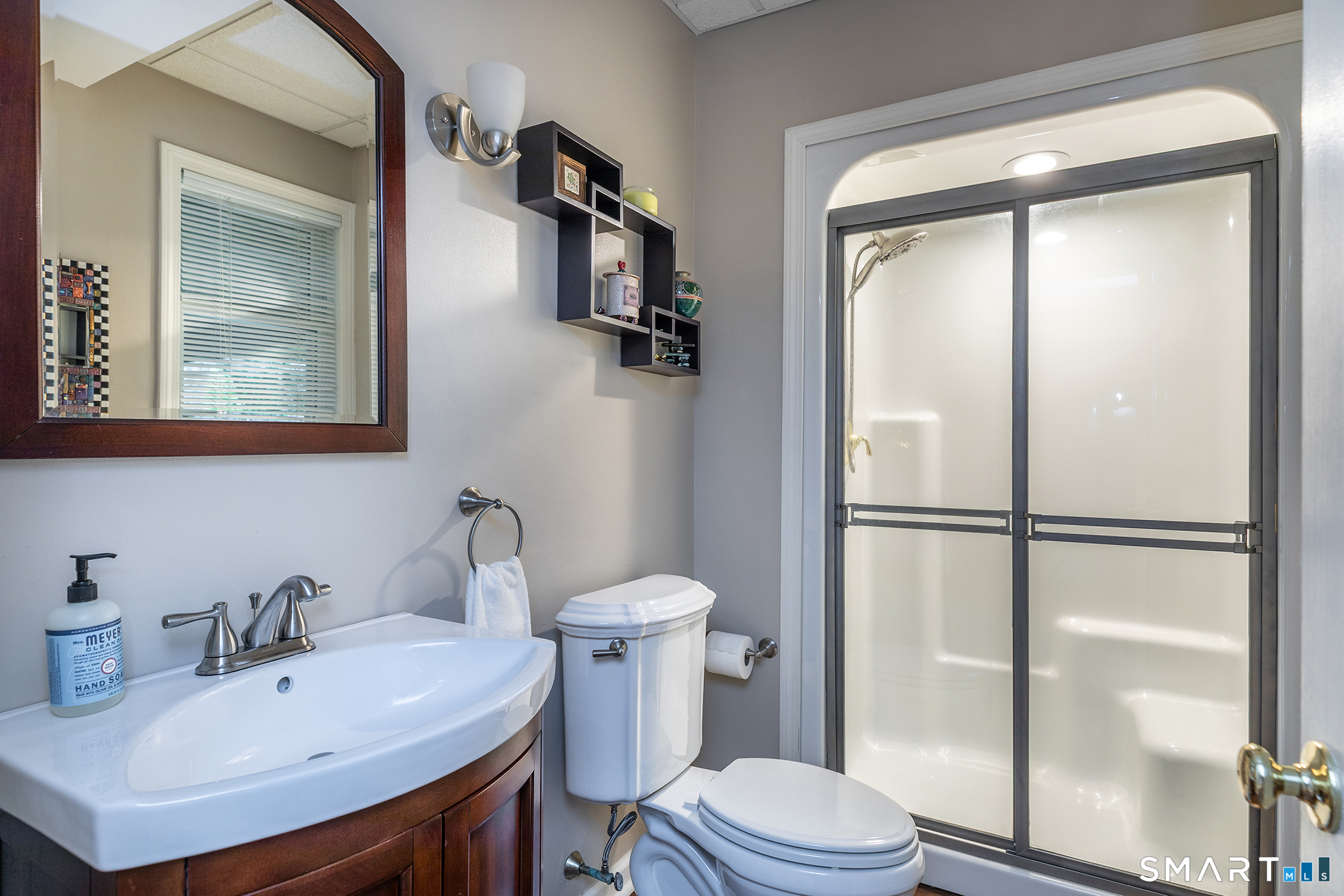 32 Sail Harbour Drive New Fairfield CT 06812