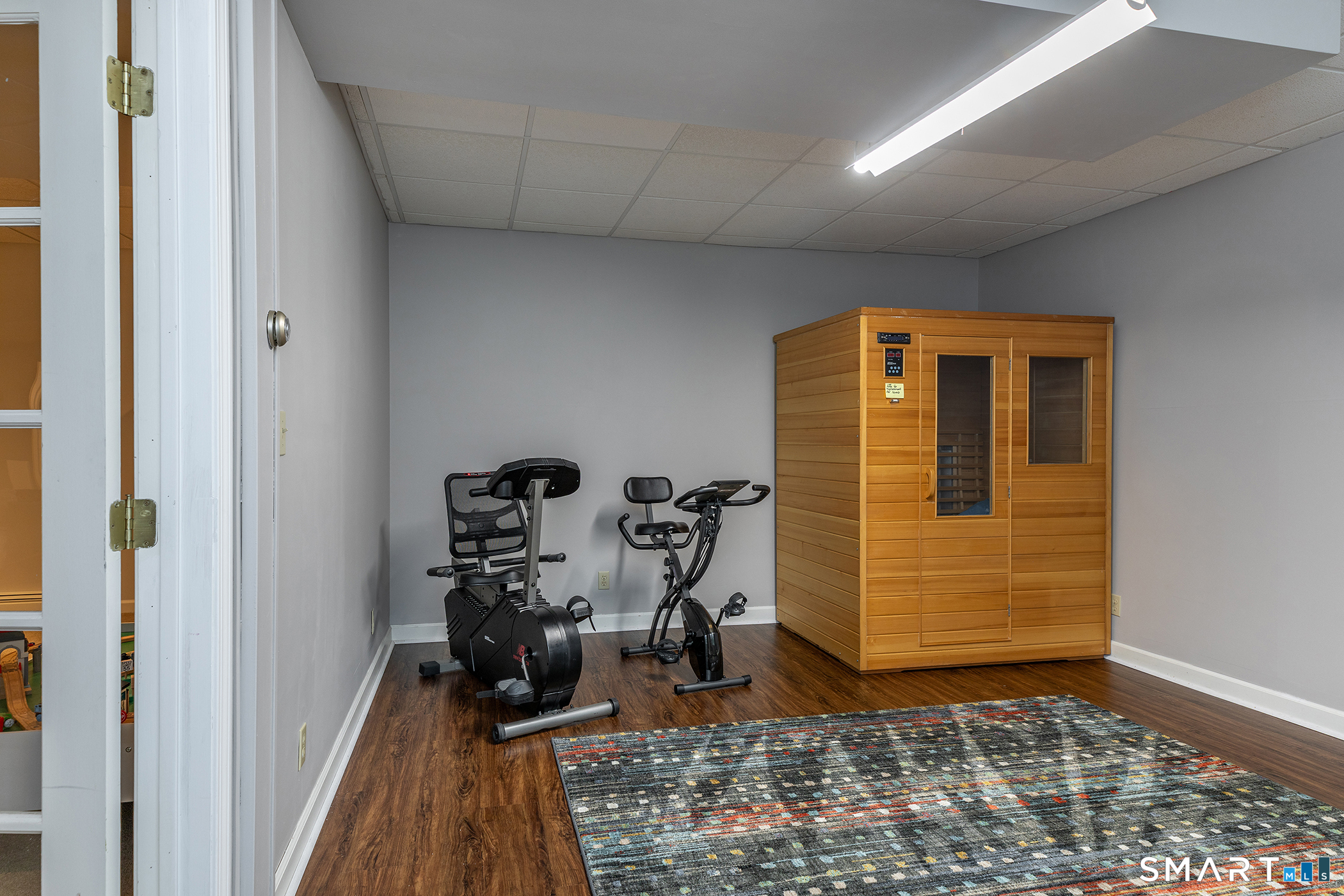 32 Sail Harbour Drive New Fairfield CT 06812