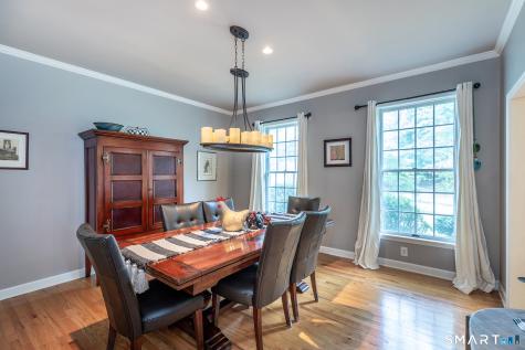 32 Sail Harbour Drive New Fairfield CT 06812