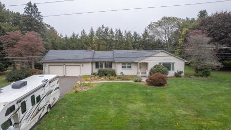 20 Floral Lane Cheshire CT 06410