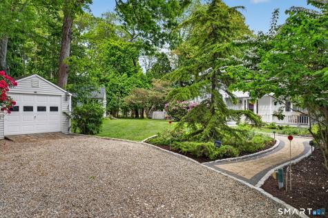 11 Cambridge East Court Old Saybrook CT 06475