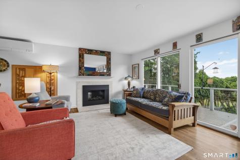 11 Cambridge East Court Old Saybrook CT 06475