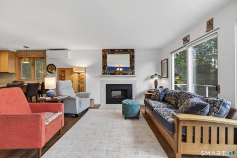 11 Cambridge East Court Old Saybrook CT 06475