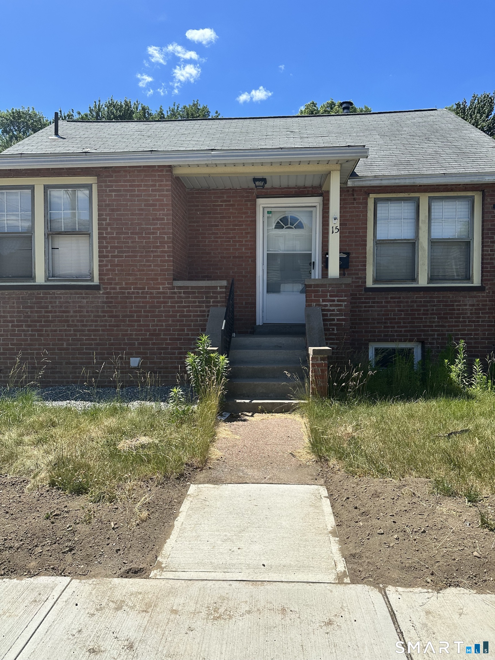 15 Summer Street Enfield CT 06082