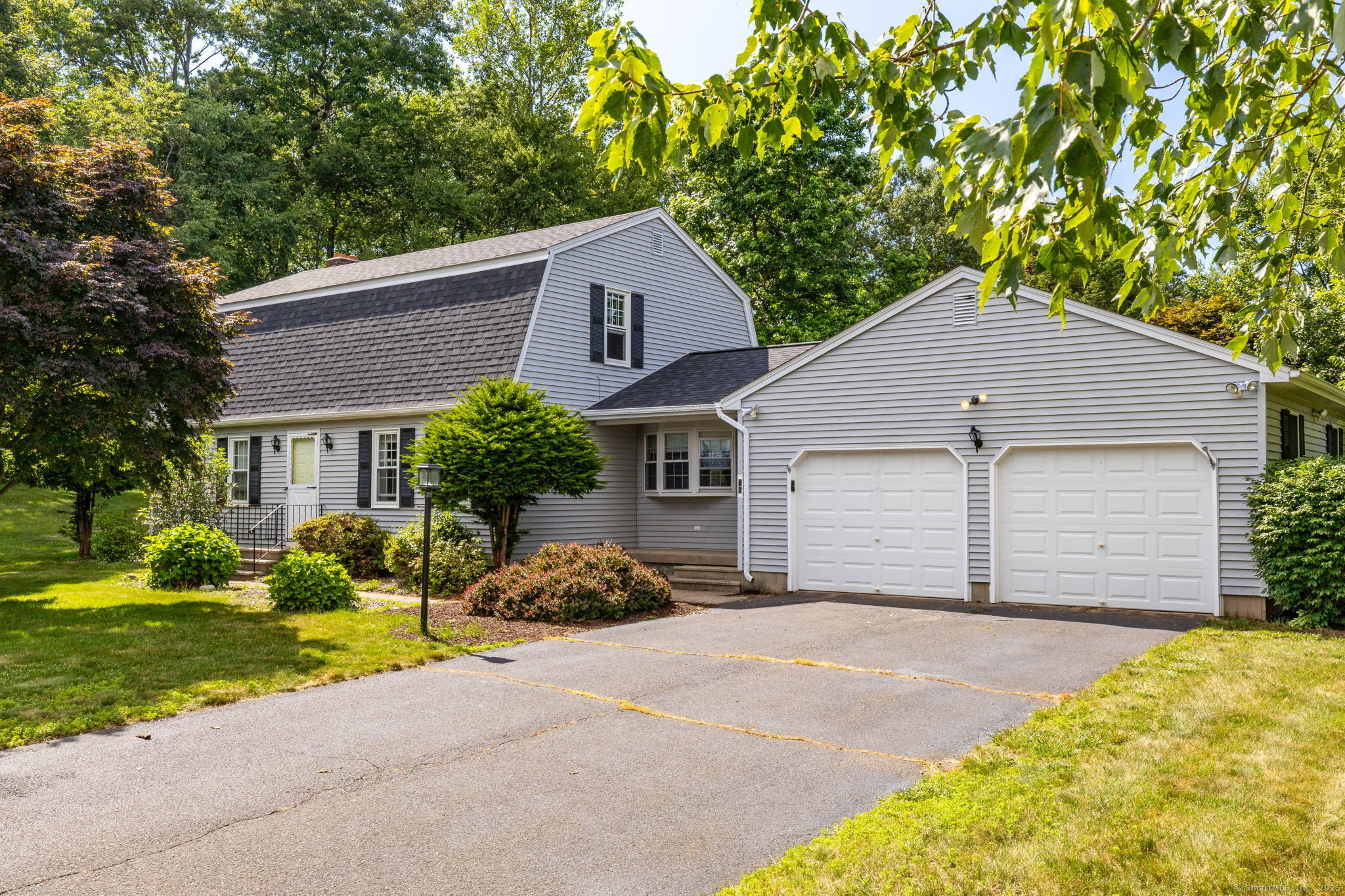 10 Empire Way Bristol CT 06010