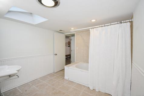 167 Spring Street Cheshire CT 06410