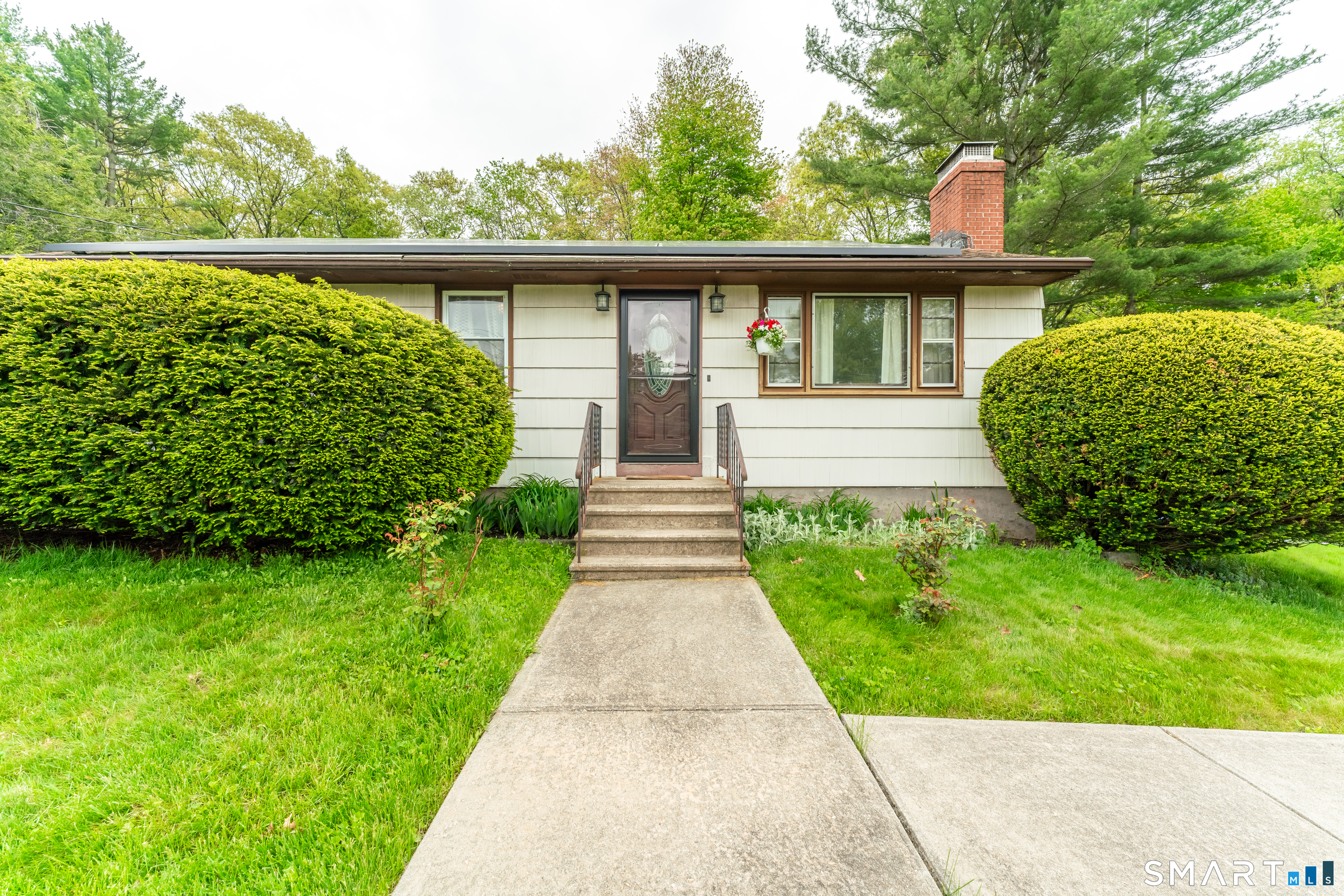 107 Dart Hill Road South Windsor CT 06074